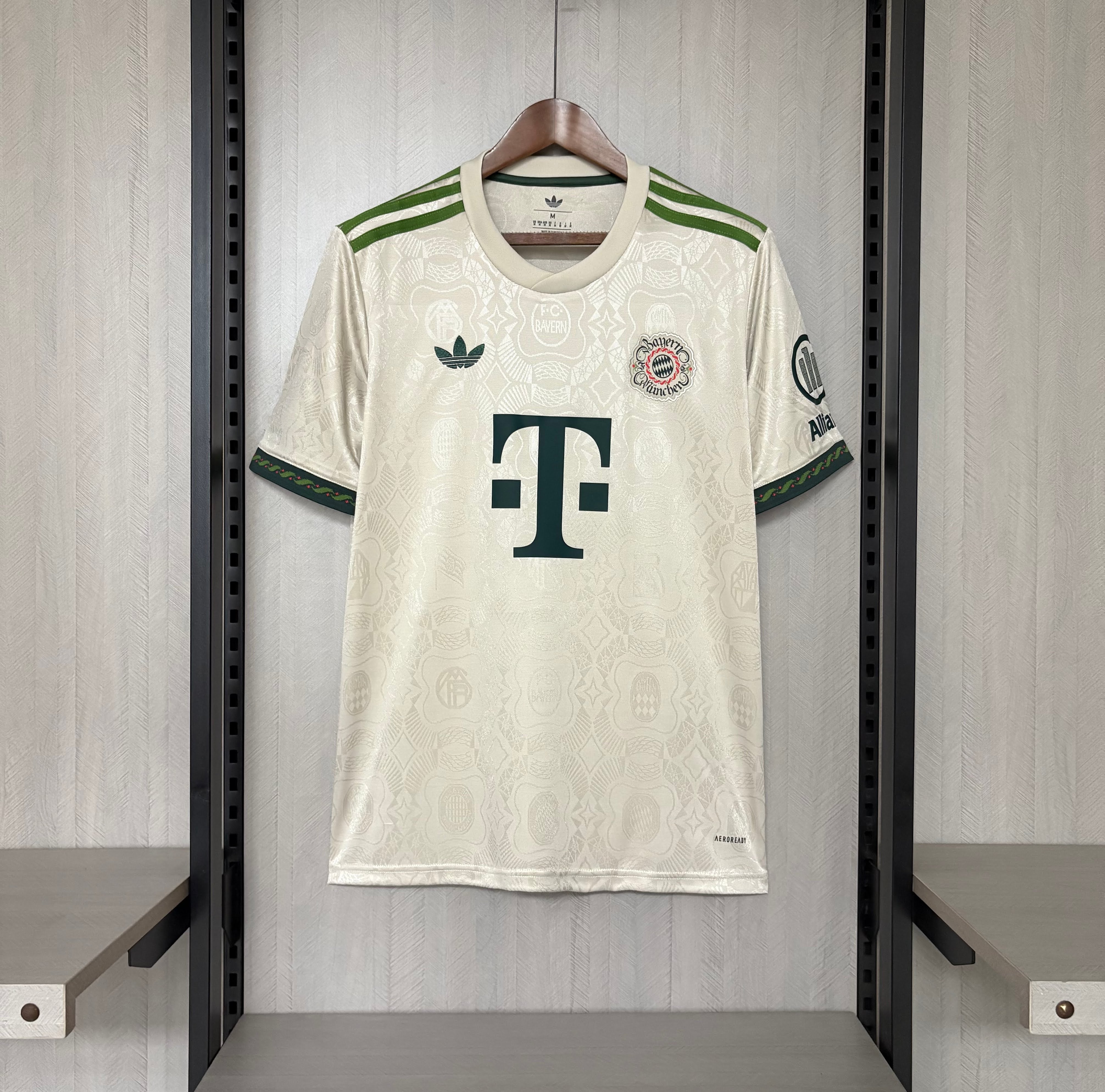 Camisa Bayer de Monique Oktoberfest