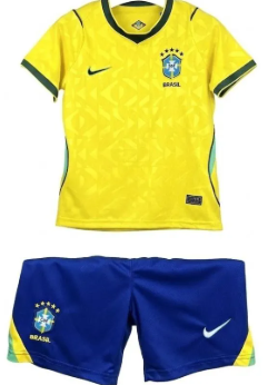 Kit Infantil Brasil Amarelo 2026