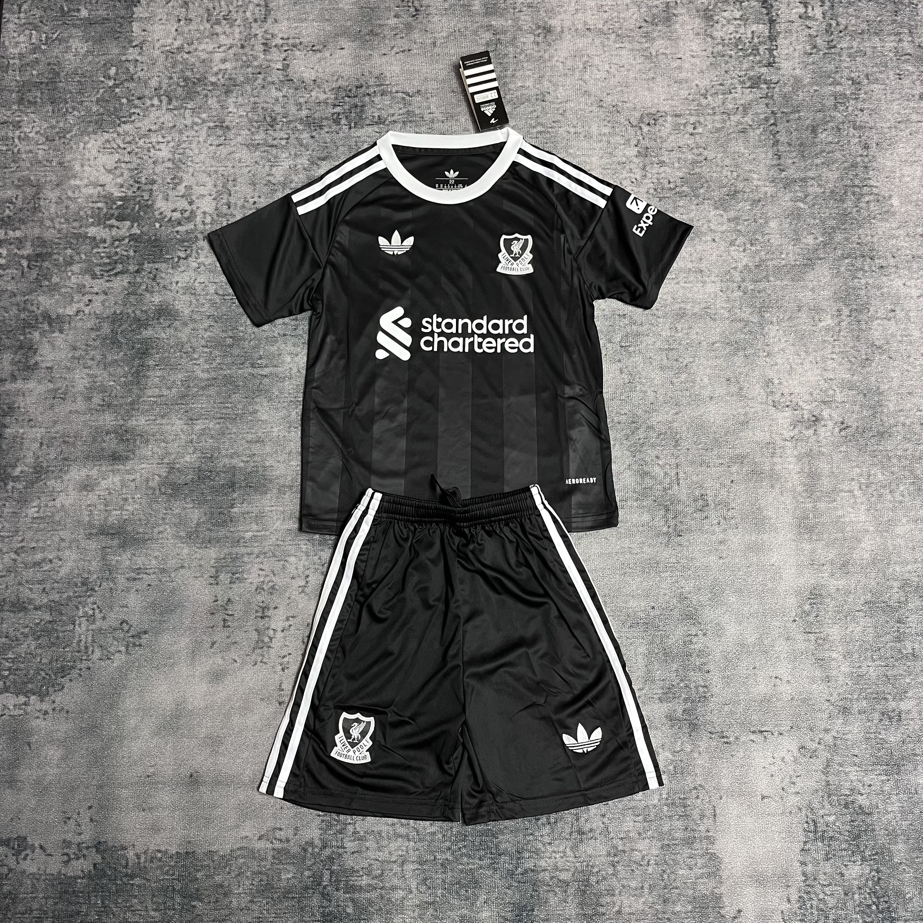 Kit Infantil Liverpool