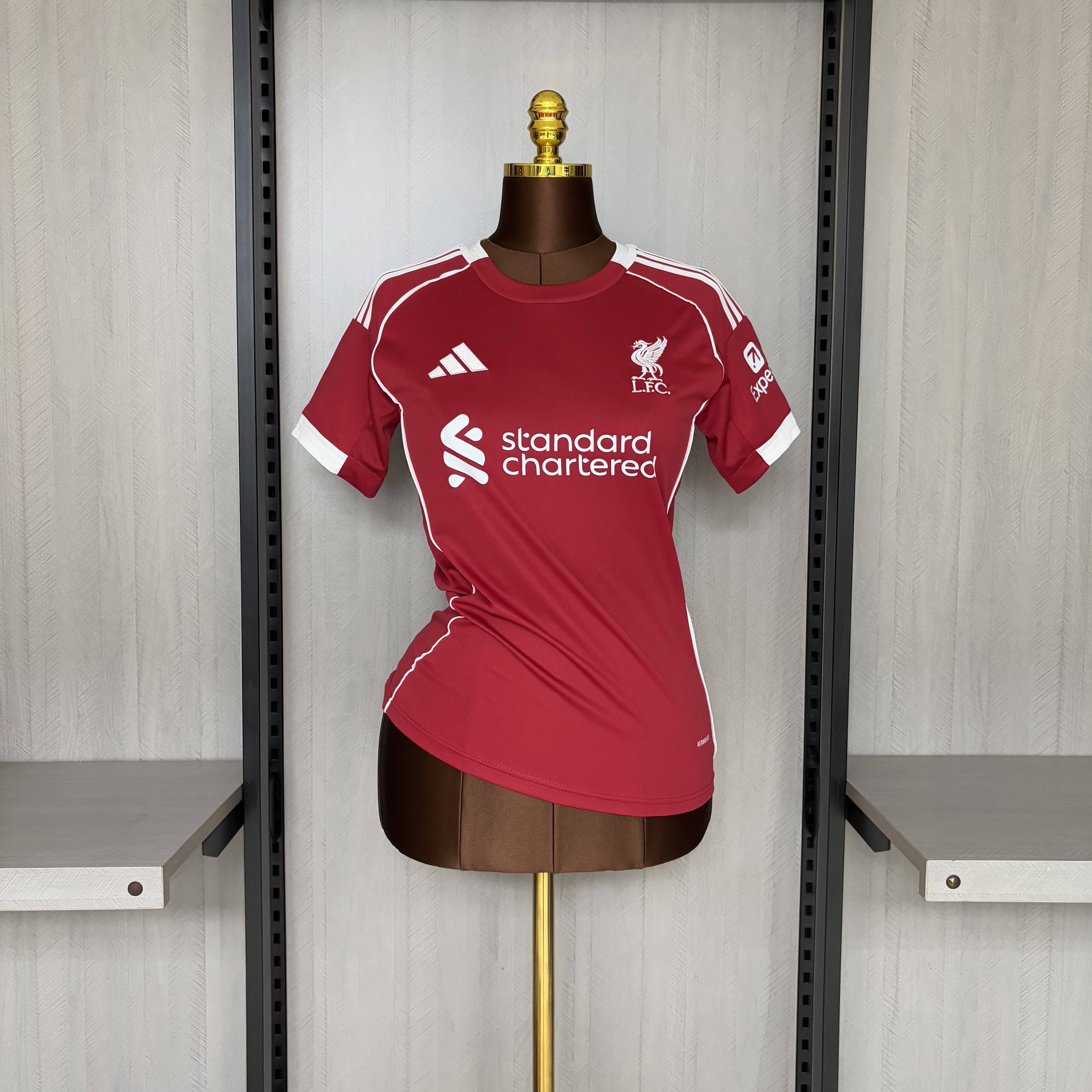 Camisa Liverpool Casa Feminina