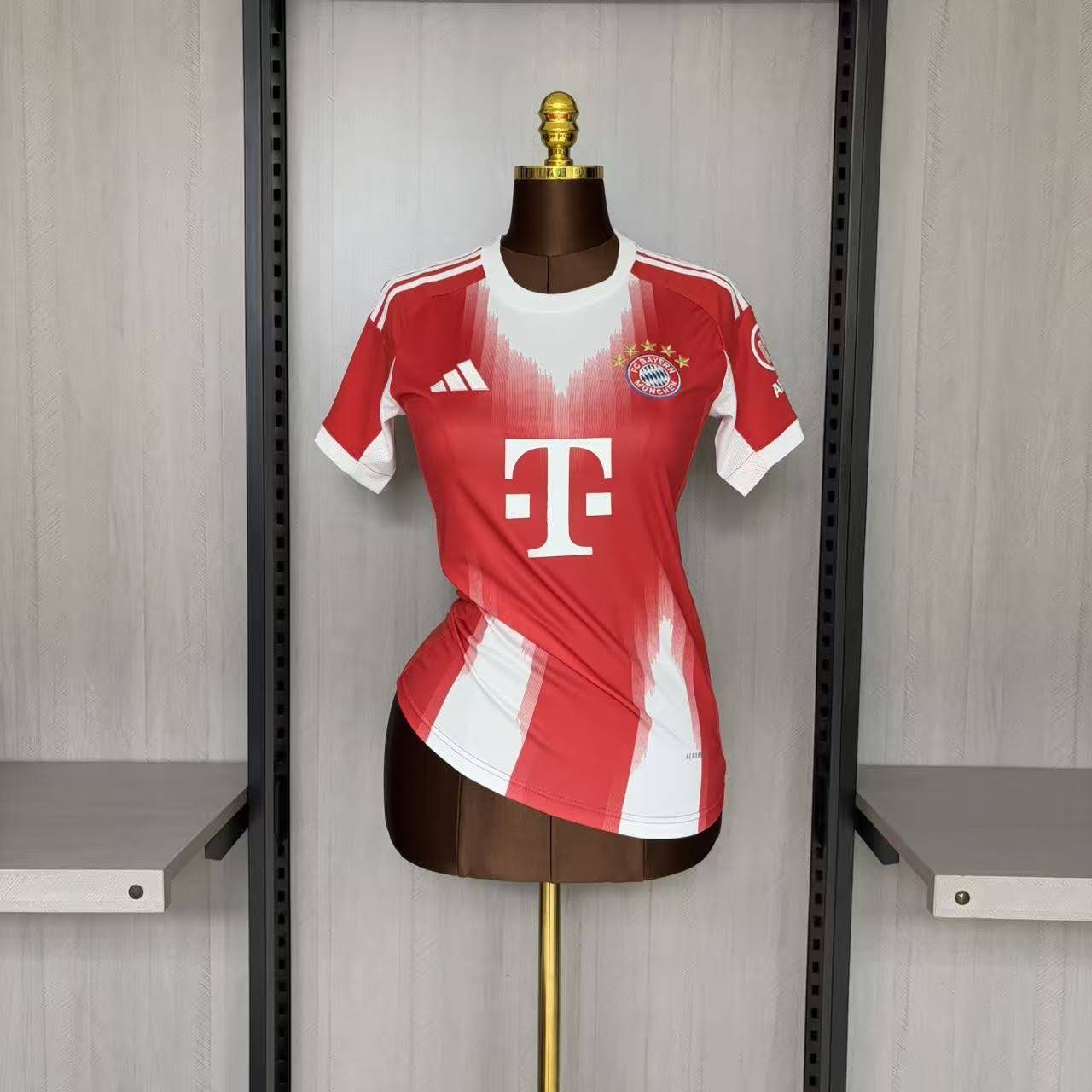 Camisa Bayern De Monique Feminina